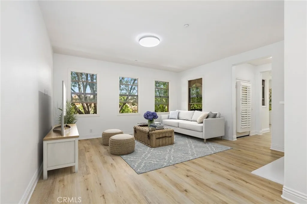 211 Groveland, Irvine, California 92620 home-pic-1